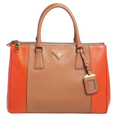 Prada tasche orange